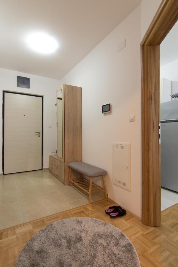 Apartman Carica Visoko Luaran gambar