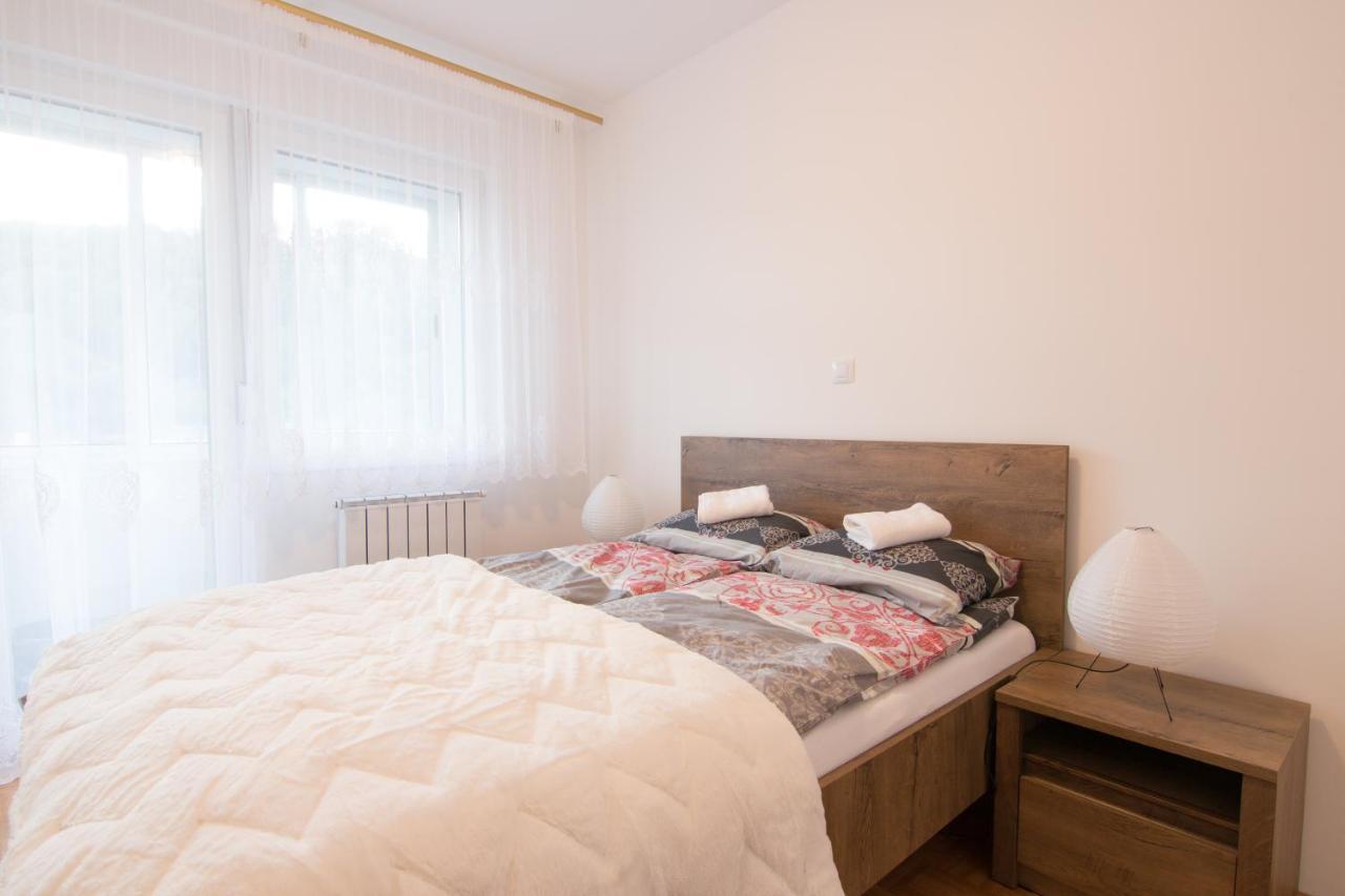 Apartman Carica Visoko Luaran gambar